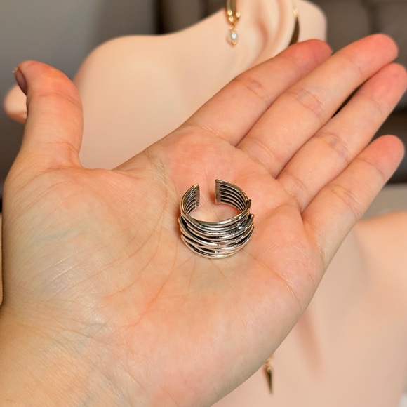 Trendy S925 Silver  Ring - Picture 5 of 7